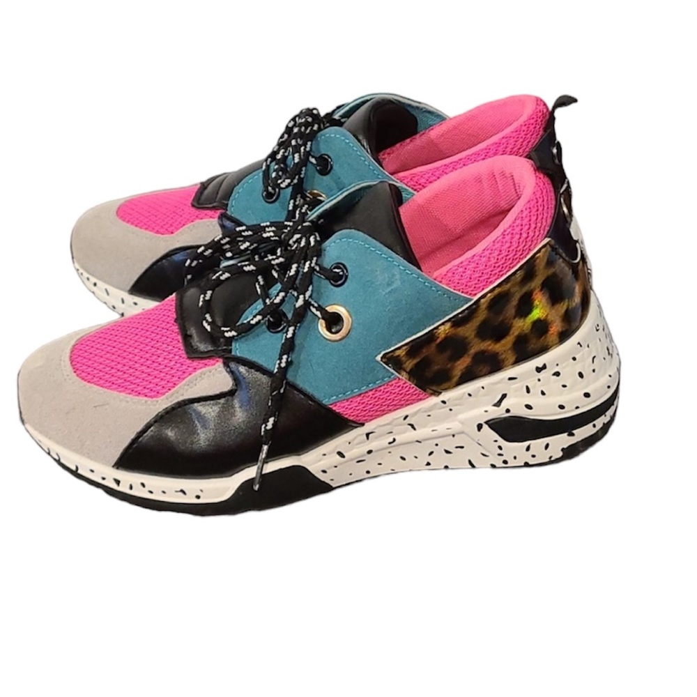 Women’s Coco Neon Pink Blue Animal Print Patchwork Sneakers, size 7